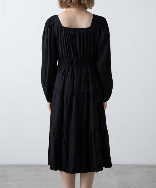 WEGO（ウィゴー）の「WEGO/ドロストティアードワンピース（ワンピース・レディース・ホワイト/ブラック・FREE）」の6枚目の写真