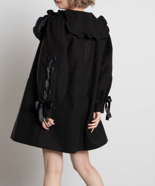 WEGO（ウィゴー）の「WEGO/セーラーフリルカラーコート（ダウンジャケット/コート・レディース・アイボリー/ブラック・FREE）」の2枚目の写真