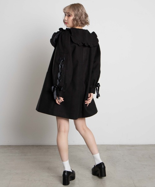 WEGO（ウィゴー）の「WEGO/セーラーフリルカラーコート（ダウンジャケット/コート・レディース・アイボリー/ブラック・FREE）」の7枚目の写真