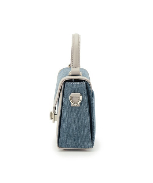 LILY BROWN（リリーブラウン）の「アップサイクルデニムミニバッグ（ショルダーバッグ・レディース・アイボリー/ブルー・FREE）」の5枚目の写真