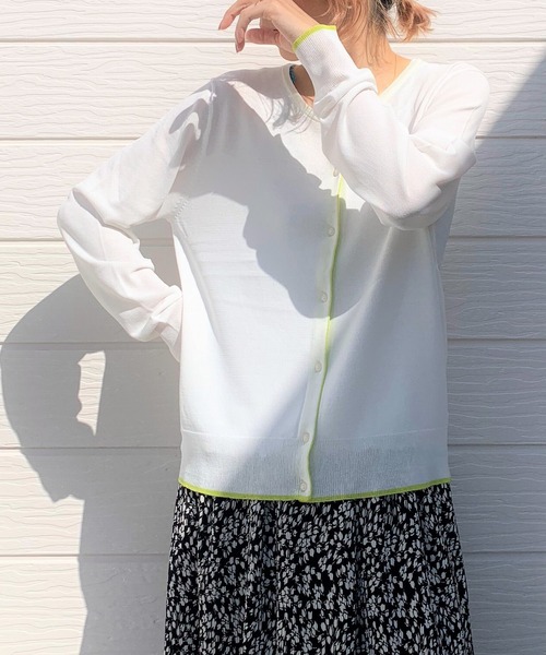 Q（キュー）の「UVカットカーディガン（カーディガン/ボレロ・レディース・ホワイト/チャコールグレー/ブラック/ライム/ベビーピンク・MEDIUM）」の2枚目の写真