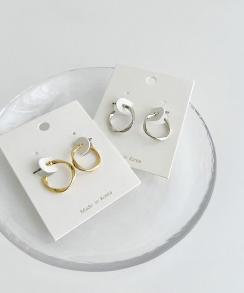 iso（イソ）の「シンプルニュアンスフープピアス（ピアス（両耳用）・レディース・シルバー/ゴールド・FREE）」の20枚目の写真