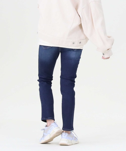 RAG MACHINE（ラグマシーン）の「【RAG MACHINE】「nobee」 楽伸びデニムテーパードパンツ（デニムパンツ・レディース・ダークインディゴブルー/ライトインディゴブルー/ノンウォッシュ・S/M/L）」の9枚目の写真