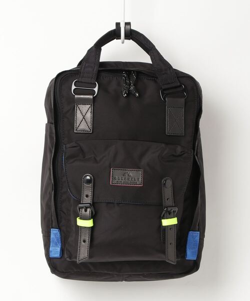 DOUGHNUT(ドーナッツ)の「【DOUGHUNT/ドーナツ】Macaroon/マカロン スクエアバッグパック(バックパック/リュック・レディース・ブラック/ライトブラウン/マスタード/カーキ/ネイビー/ブルー系その他/ブラック系その他/ベージュ系その他・FREE)」の3枚目の写真