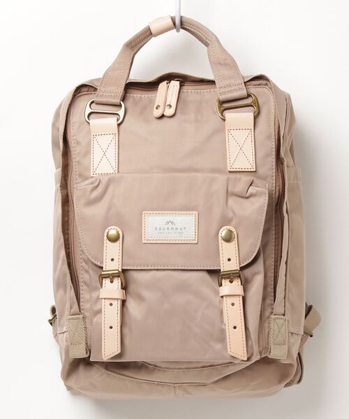 DOUGHNUT(ドーナッツ)の「【DOUGHUNT/ドーナツ】Macaroon/マカロン スクエアバッグパック(バックパック/リュック・レディース・ブラック/ライトブラウン/マスタード/カーキ/ネイビー/ブルー系その他/ブラック系その他/ベージュ系その他・FREE)」の4枚目の写真