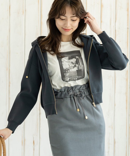 12Twelve Agenda(トゥエルブ アジェンダ)の「フォトプリントシャツ(Tシャツ/カットソー・レディース・ライトグレー/アイボリー・M)」の11枚目の写真