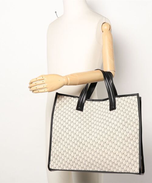 KOBE LETTUCE（コウベレタス）の「エコレザーパイピングビッグキャンバストートバッグ（トートバッグ・レディース・ブラック/ブラウン/ライトグレー/その他・FREE）」の7枚目の写真