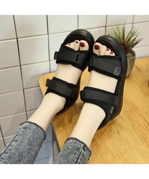 Anuenue(アヌエヌエ)の「スポーツサンダルレディース靴シューズ厚底スポーツサンダル(サンダル・レディース・ブラック/レッド・22.5cm/23.5cm/24.5cm/23.0cm/24.0cm/25.0cm/22.0cm)」の6枚目の写真