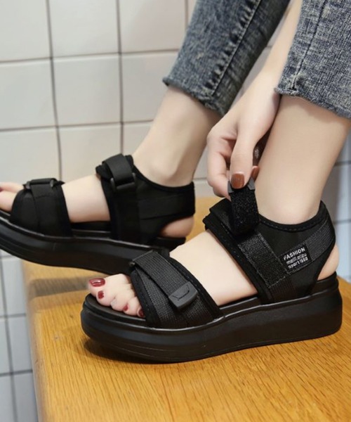 Anuenue(アヌエヌエ)の「スポーツサンダルレディース靴シューズ厚底スポーツサンダル(サンダル・レディース・ブラック/レッド・22.5cm/23.5cm/24.5cm/23.0cm/24.0cm/25.0cm/22.0cm)」の13枚目の写真