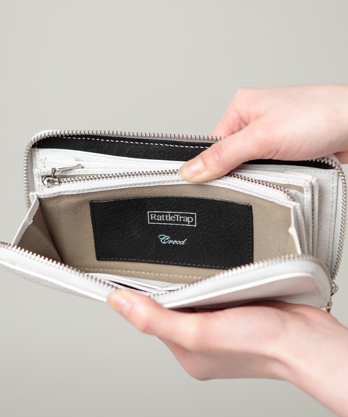 Creed（クリード）の「Creed×RattleTrap 別注エヌガモラウンドロングウォレット（財布・メンズ・ホワイト/ブラック・FREE）」の3枚目の写真
