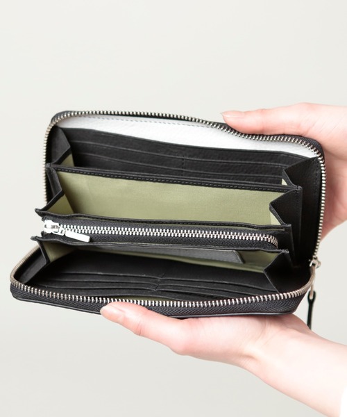 Creed（クリード）の「Creed×RattleTrap 別注エヌガモラウンドロングウォレット（財布・メンズ・ホワイト/ブラック・FREE）」の8枚目の写真