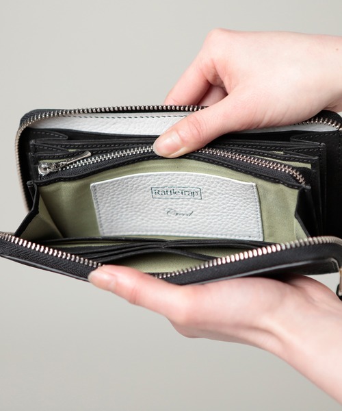 Creed（クリード）の「Creed×RattleTrap 別注エヌガモラウンドロングウォレット（財布・メンズ・ホワイト/ブラック・FREE）」の11枚目の写真