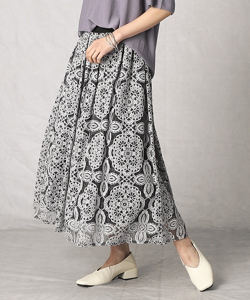 Comme Ca Mature(コムサマチュア)の「レーススカート(スカート・レディース・アイボリー/グレー・FREE)」の2枚目の写真