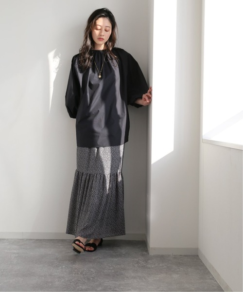 journal standard L'essage（ジャーナルスタンダードレサージュ）の「ギャザーボリュームブラウス（シャツ/ブラウス・レディース・ブラック/ホワイト・FREE）」の22枚目の写真