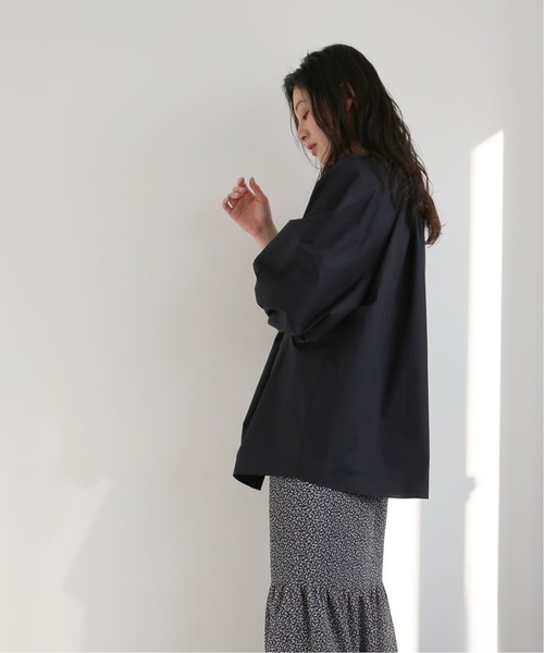 journal standard L'essage（ジャーナルスタンダードレサージュ）の「ギャザーボリュームブラウス（シャツ/ブラウス・レディース・ブラック/ホワイト・FREE）」の14枚目の写真