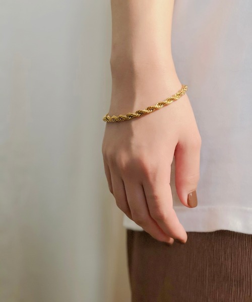 新品　ゴールド ツイストチェーン ブレスレット 11/28午後値上げ実施】 K18 ツイスト チェーン バングル