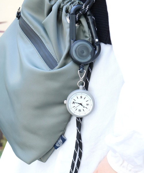 Deep Dyed(ディープダイ)の「販売終了〈Deep Dyed/ディープダイ〉Carabiner Reel Watch/カラビナリールウォッチ ルビナ(アナログ腕時計・メンズ・グレー/ブラック/ホワイト・ONE SIZE)」の1枚目の写真
