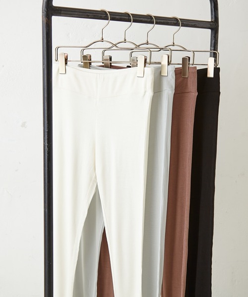 TERRITOIRE（テリトワール）の「【SILK INNER】贅沢シルク混レギンス（レギンス/スパッツ・レディース・ホワイト/ブラック/ブラウン/グレー・FREE）」の10枚目の写真