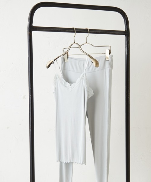 TERRITOIRE（テリトワール）の「【SILK INNER】贅沢シルク混レギンス（レギンス/スパッツ・レディース・ホワイト/ブラック/ブラウン/グレー・FREE）」の13枚目の写真