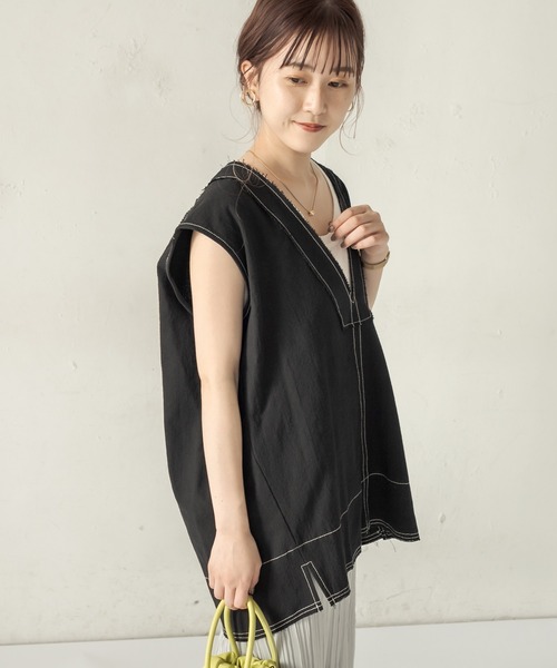 CAPRICIEUX LE'MAGE（カプリシューレマージュ）の「コットンステッチＶベスト（ベスト・レディース・ブラック/ベージュ・FREE）」の12枚目の写真