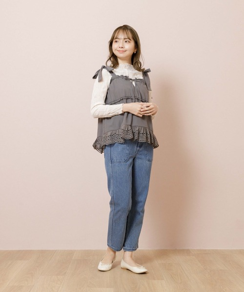 flower（フラワー）の「フリルリボンビスチェ（シャツ/ブラウス・レディース・ホワイト/チャコールグレー・FREE）」の9枚目の写真