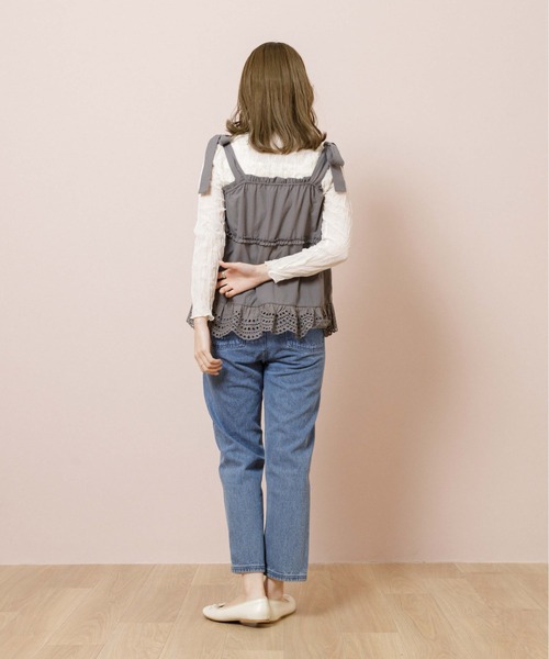 flower（フラワー）の「フリルリボンビスチェ（シャツ/ブラウス・レディース・ホワイト/チャコールグレー・FREE）」の11枚目の写真