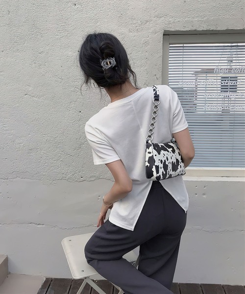 me+em select（ミームセレクト）の「【数量限定販売】【 8color 】バックスリットクルーネックTシャツ（Tシャツ/カットソー・レディース・ターコイズブルー/ホワイト/ブルー/グレー/グリーン/オレンジ/ブラック/ピンク・FREE）」の9枚目の写真