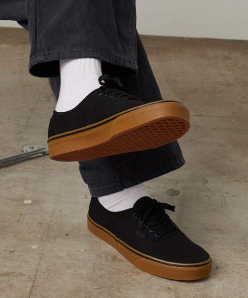 VANS(バンズ)の「VANS/ヴァンズ AUTHENTIC スニーカー 秋 秋服 2026年秋冬(スニーカー・メンズ・ブラック/ブラック×ホワイト/ブラック系1・8/8h/9/9h/10)」の5枚目の写真