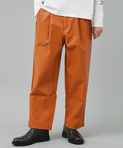 VIKTOR&ROLF(ヴィクター＆ロルフ)フェイクレザースラックス/FUAX 