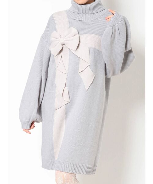 merry jenny（メリージェニー）の「プレゼントリボンタートルニットワンピース（ワンピース・レディース・ブラック/ベージュ/ブルー/アイボリー・FREE）」の11枚目の写真