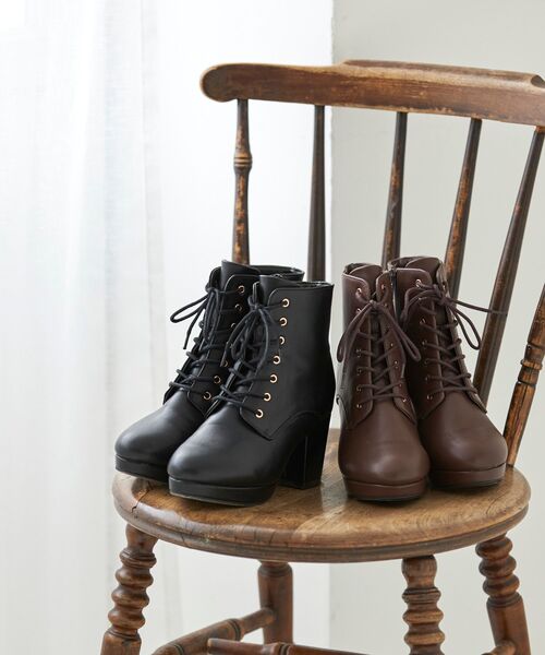 MAJESTIC LEGON（マジェスティックレゴン）の「レースアップレディブーツ（ブーツ・レディース・ブラック/ブラウン/グレー/アイボリー・SMALL/MEDIUM/LARGE/X-LARGE）」の4枚目の写真