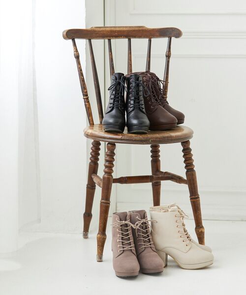 MAJESTIC LEGON（マジェスティックレゴン）の「レースアップレディブーツ（ブーツ・レディース・ブラック/ブラウン/グレー/アイボリー・SMALL/MEDIUM/LARGE/X-LARGE）」の7枚目の写真