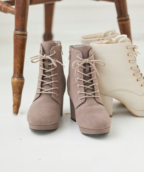 MAJESTIC LEGON（マジェスティックレゴン）の「レースアップレディブーツ（ブーツ・レディース・ブラック/ブラウン/グレー/アイボリー・SMALL/MEDIUM/LARGE/X-LARGE）」の16枚目の写真