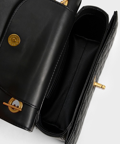 CHARLES & KEITH（チャールズ & キース）の「キルテッド クラッチ / Quilted Clutch（クラッチバッグ・レディース・ブラック/ホワイト系その他/バーガンディー/ライトベージュ・S）」の21枚目の写真
