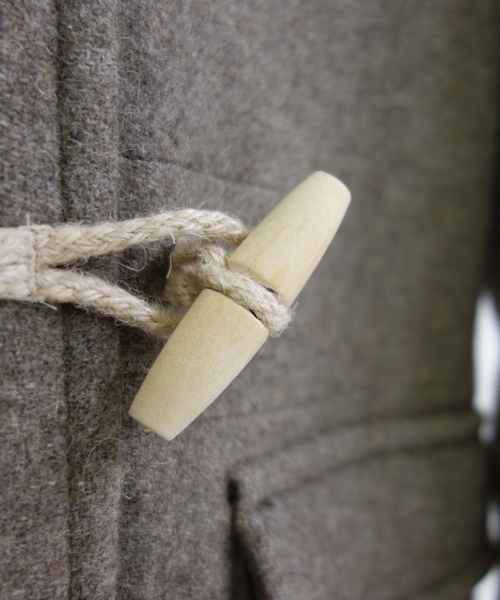 goa（ゴア）の「ラクーンファー付ダッフルコート（ダッフルコート・レディース・グレー/ブラウン・FREE）」の10枚目の写真