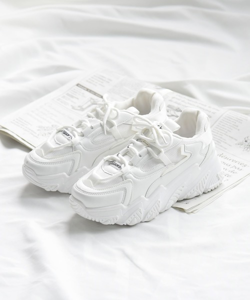 NOFALL（ノーフォール）の「ボリュームソールダッドスニーカー（スニーカー・レディース・ホワイト/ベージュ/グレー/ブラック・S/M/L/LL/3L/SS）」の2枚目の写真