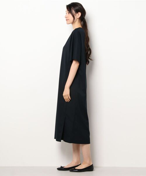 IENA（イエナ）の「BOX Vネックワンピース◆（ワンピース・レディース・チャコールグレー/ネイビー・36/38）」の13枚目の写真