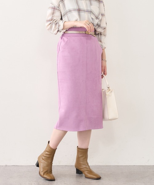 natural couture(ナチュラルクチュール)の「ベルト付きポンチスエードタイトスカート Mサイズ(スカート・レディース・アイボリー/スミクロ/その他1/パープル/その他2/サックスブルー・MEDIUM)」の17枚目の写真