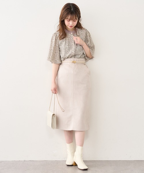 natural couture(ナチュラルクチュール)の「ベルト付きポンチスエードタイトスカート Mサイズ(スカート・レディース・アイボリー/スミクロ/その他1/パープル/その他2/サックスブルー・MEDIUM)」の9枚目の写真