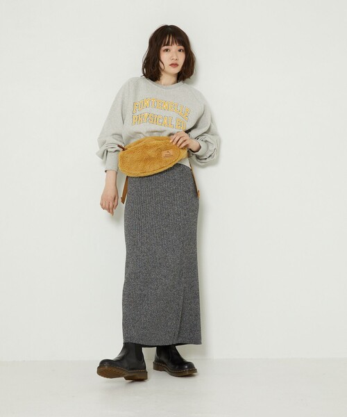 FREAK'S STORE(フリークスストア)の「HEAVYショートロゴスウェット(スウェット・レディース・ライトグレー/ネイビー/オフホワイト/ピンク/ブルーグリーン・フリ-)」の10枚目の写真