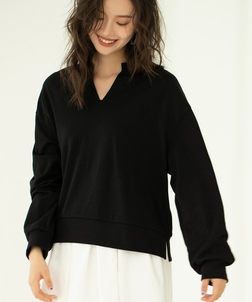 SAISON DE PAPILLON(セゾンドパピヨン)の「スキッパーネックカジュアルトレーナーカットソー(Tシャツ/カットソー・レディース・ホワイト/グレー/カーキ/ブルー/ブラック/ブラウン・S/M/L)」の3枚目の写真