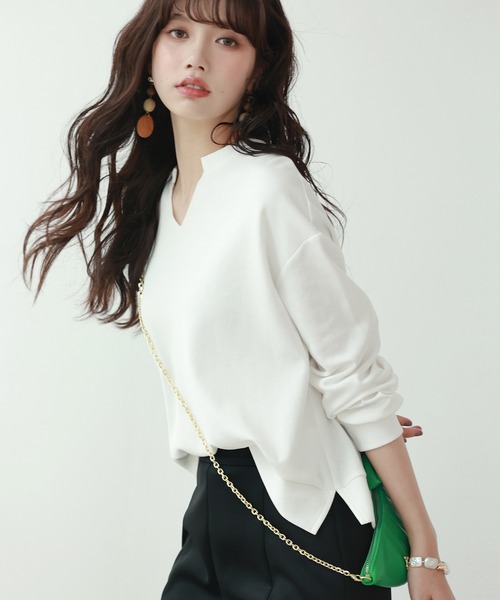 SAISON DE PAPILLON(セゾンドパピヨン)の「スキッパーネックカジュアルトレーナーカットソー(Tシャツ/カットソー・レディース・ホワイト/グレー/カーキ/ブルー/ブラック/ブラウン・S/M/L)」の10枚目の写真