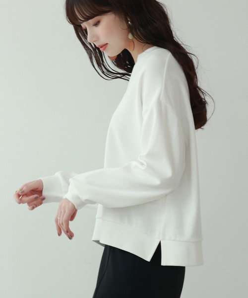 SAISON DE PAPILLON(セゾンドパピヨン)の「スキッパーネックカジュアルトレーナーカットソー(Tシャツ/カットソー・レディース・ホワイト/グレー/カーキ/ブルー/ブラック/ブラウン・S/M/L)」の11枚目の写真