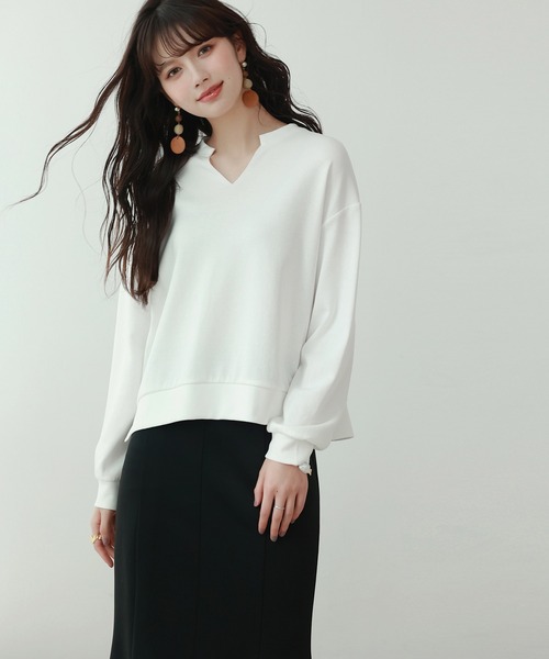 SAISON DE PAPILLON(セゾンドパピヨン)の「スキッパーネックカジュアルトレーナーカットソー(Tシャツ/カットソー・レディース・ホワイト/グレー/カーキ/ブルー/ブラック/ブラウン・S/M/L)」の14枚目の写真