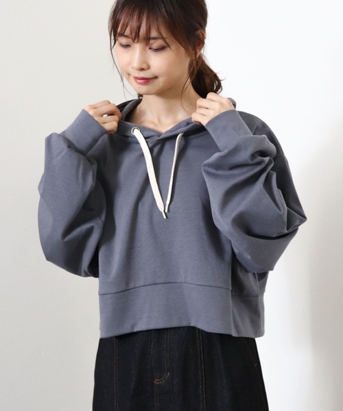 archives(アルシーヴ)の「ポンチショートプルパーカー(パーカー・レディース・ブルーグレー/アイボリー/ブラック/ベージュ・MEDIUM)」の13枚目の写真