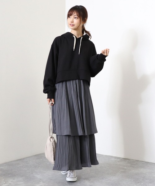 archives(アルシーヴ)の「ポンチショートプルパーカー(パーカー・レディース・ブルーグレー/アイボリー/ブラック/ベージュ・MEDIUM)」の8枚目の写真