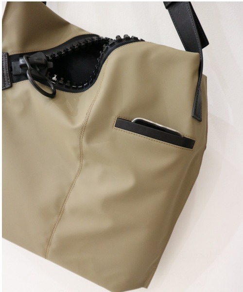 DROIT BELLO(ドロイトベロ)の「kawakawa(カワカワ)×DROIT BELLO(ドロイトベロ)別注ショルダーバッグ(ショルダーバッグ・レディース・ベージュ・FREE)」の12枚目の写真