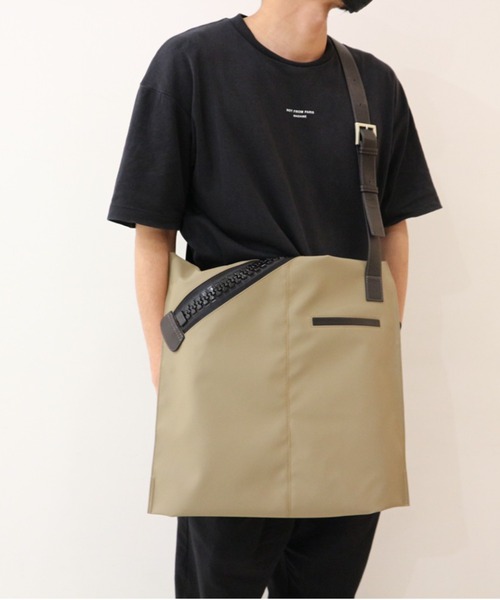 DROIT BELLO(ドロイトベロ)の「kawakawa(カワカワ)×DROIT BELLO(ドロイトベロ)別注ショルダーバッグ(ショルダーバッグ・レディース・ベージュ・FREE)」の5枚目の写真