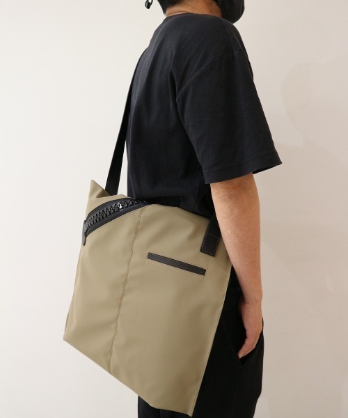 DROIT BELLO(ドロイトベロ)の「kawakawa(カワカワ)×DROIT BELLO(ドロイトベロ)別注ショルダーバッグ(ショルダーバッグ・レディース・ベージュ・FREE)」の14枚目の写真