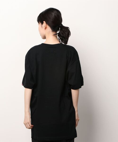 FR2（エフアールツー）の「atmos pink x MEZAME collaboration #FR2梅 Tee / アトモスピンク x メザメ コラボレーション #エフアールツーウメ ティー 【SP】（Tシャツ/カットソー・レディース・ホワイト/ブラック/ピンク・FREE）」の5枚目の写真